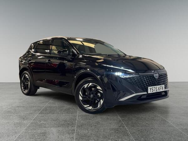 Nissan Qashqai 1.3 DIG-T MHEV N-Connecta XTRON Euro 6 (s/s) 5dr