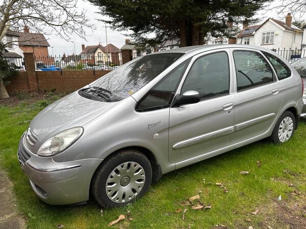Citroen Xsara Picasso 1.6i 16V Desire 5dr