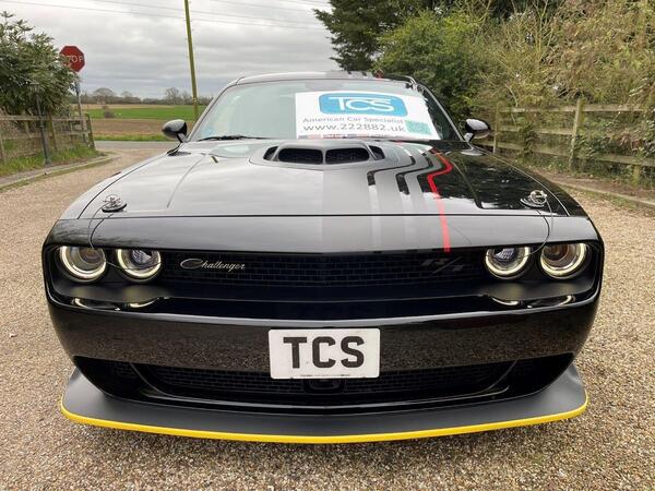 Dodge Challenger 392 (6.4L) HEMI V8 SHAKEDOWN LHD Auto 2dr