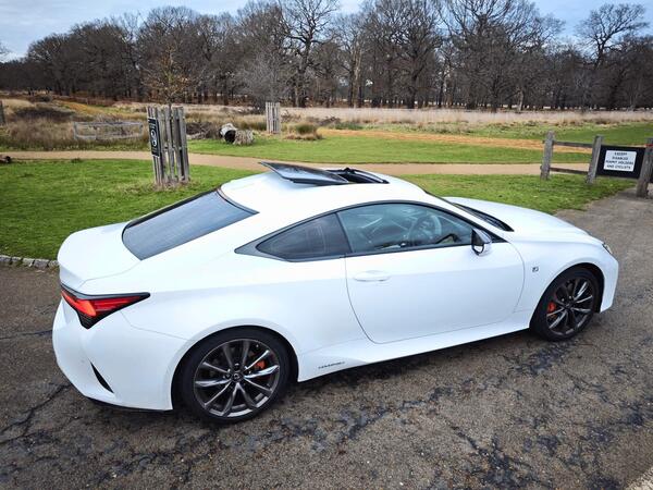 Lexus RC 2.5 300h F Sport E-CVT Euro 6 (s/s) 2dr
