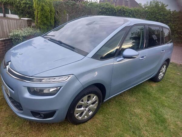 Citroen Grand C4 Picasso 1.6 e-HDi Airdream VTR+ Euro 5 (s/s) 5dr