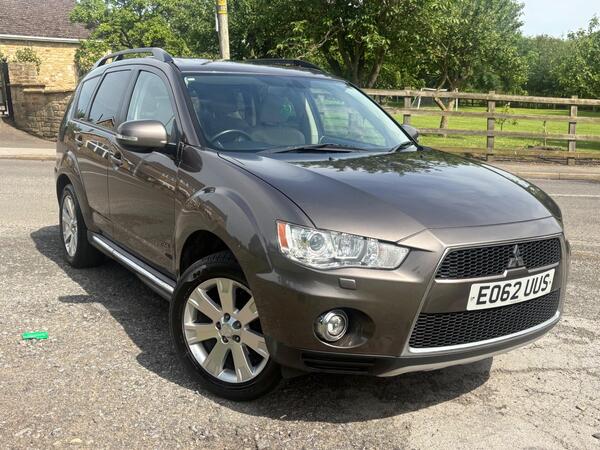 Mitsubishi Outlander 2.2 DI-D GX4 4WD Euro 5 5dr