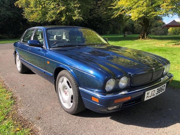 Jaguar XJR 4.0 4dr