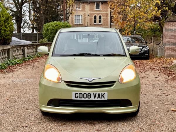 Perodua Myvi 1.3 EZi 5dr
