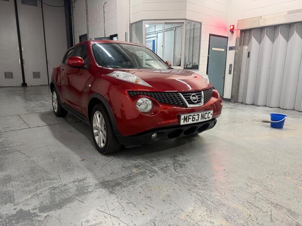 Nissan Juke 1.6 Acenta Premium CVT Euro 5 5dr