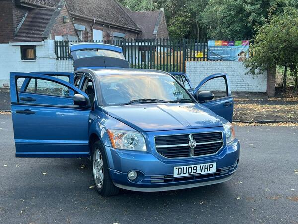 Dodge Caliber 2.0 SXT CVT 5dr