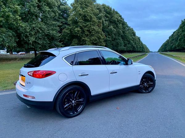 Infiniti QX50 3.0d V6 GT Auto 4WD Euro 5 5dr