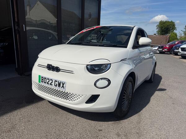 Fiat 500e 42kWh Icon Auto 3dr