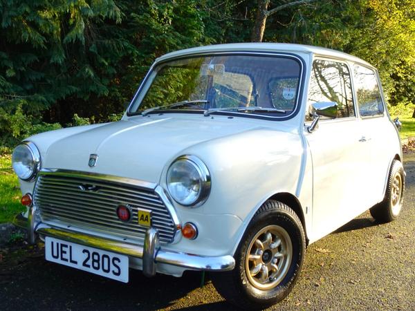 Leyland Mini 2dr