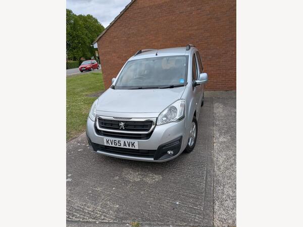 Peugeot Partner 1.6 HDi 750 S Crew Van L2 H1 4dr