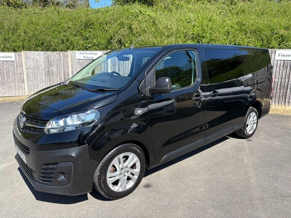 Vauxhall Vivaro 2.0 Turbo D 3100 Prime Crew Van L2 H1 Euro 6 6dr