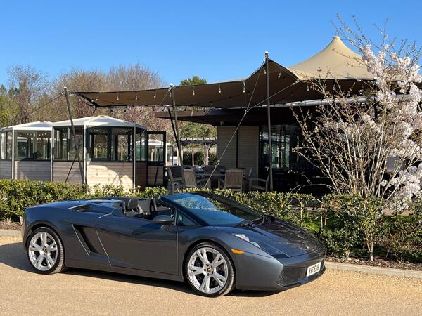 Lamborghini Gallardo 5.0 V10 Spyder EGear 4WD Euro 4 2dr