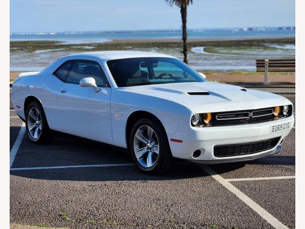 Dodge Challenger SXT 3.6L Pentastar® V6