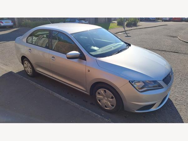 SEAT Toledo 1.6 TDI Ecomotive CR S Euro 5 (s/s) 5dr