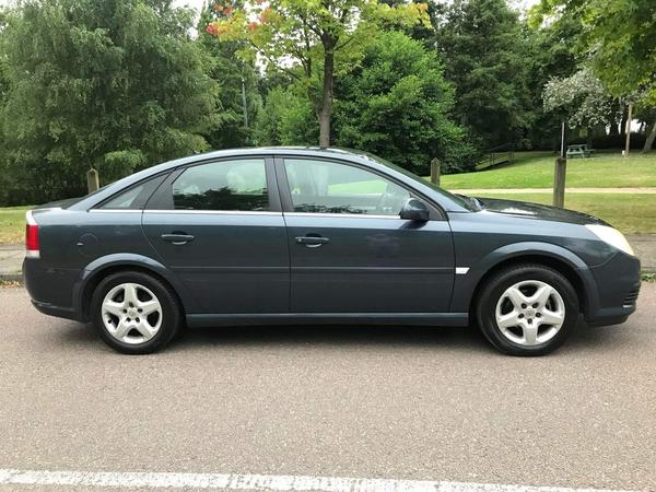 Vauxhall Vectra 1.8i 16v Exclusiv 5dr