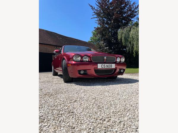 Jaguar XJ 2.7 TD Sovereign 4dr