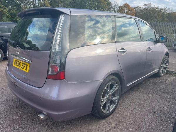 Mitsubishi Grandis 2.4 Mirage SE 5dr