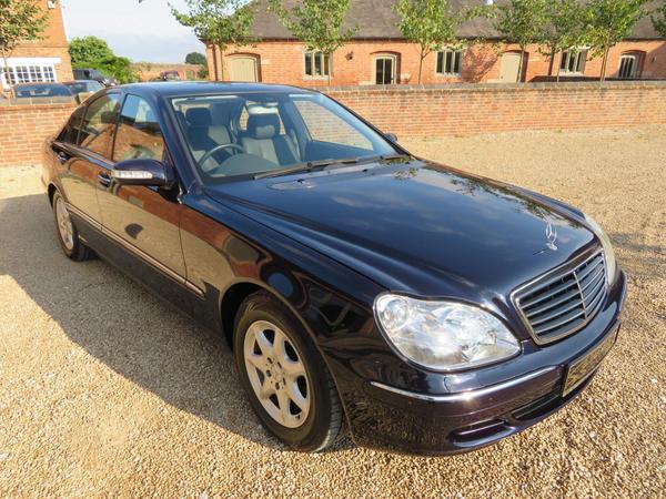 Mercedes-Benz S Class S350 3720CC V6 W221 4dr