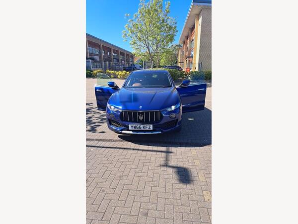 Maserati Levante 3.0D V6 ZF 4WD Euro 6 (s/s) 5dr