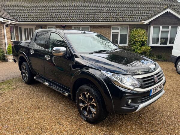 Fiat Fullback 2.4D LX Auto 4WD Euro 6 4dr (Euro 6)