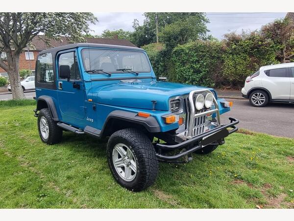 Jeep Wrangler 4.0 Sport Hard Top 3dr Petrol Automatic 4x4 (181 bhp)