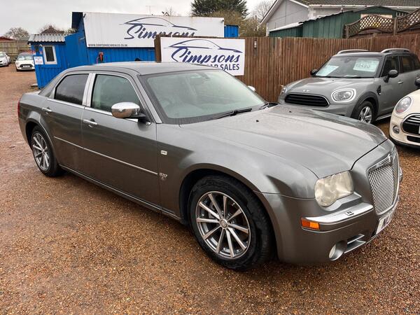 Chrysler 300C 3.0 CRD V6 4dr
