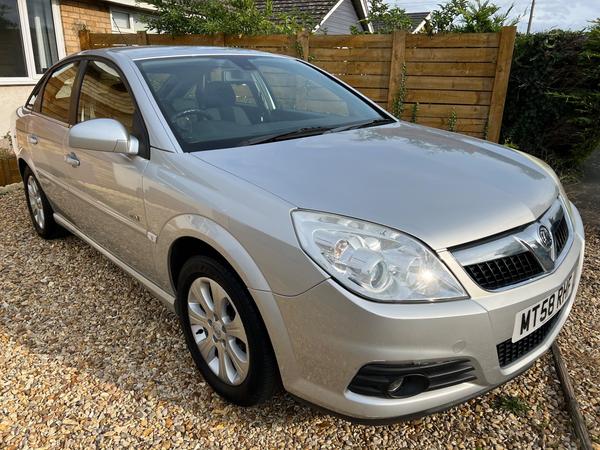 Vauxhall Vectra 1.8 VVT Design 5dr
