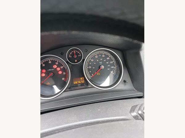 Vauxhall Zafira 1.6 16V Exclusiv Euro 5 5dr