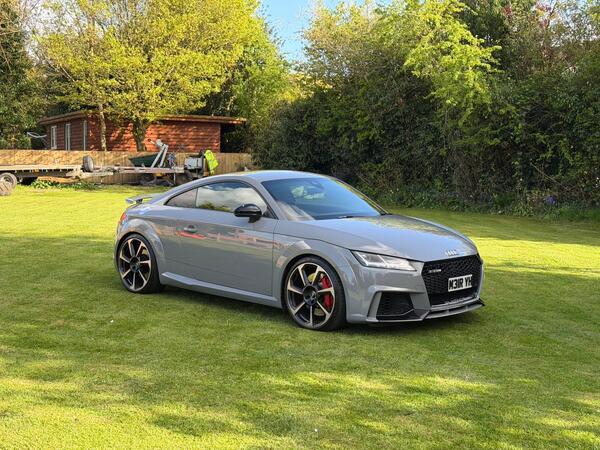 Audi TT RS 2.5 TFSI S Tronic quattro Euro 6 (s/s) 3dr