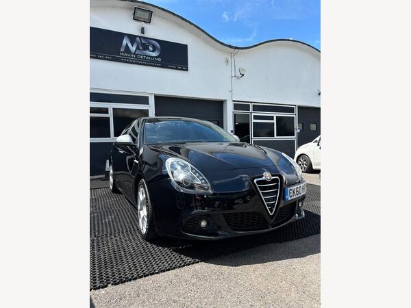Alfa Romeo Giulietta 2.0 JTDM-2 Veloce Euro 5 (s/s) 5dr