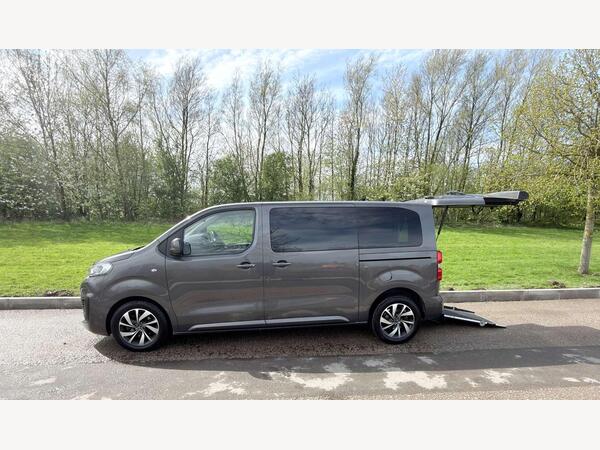 Citroen SpaceTourer EAT8 2.0 Hdi Automatic WHEELCHAIR ACCESSIBLE VEHICLE WAV