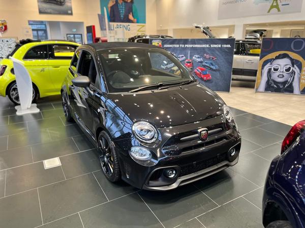 Abarth 695C 1.4 T-Jet Competizione Cabrio Auto Euro 6 2dr