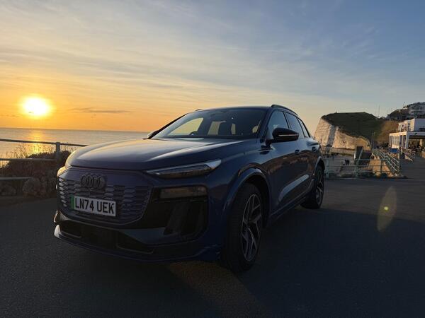 Audi SQ6 e-tron 100kWh S Edition 1 Auto quattro 5dr
