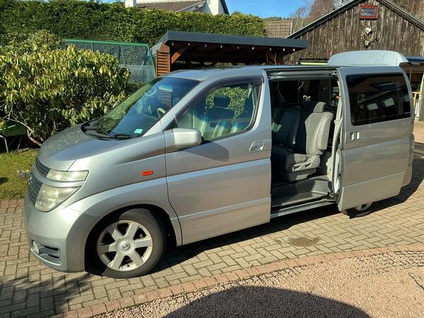 Nissan Elgrand Highway Star