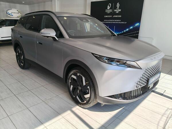 OMODA 7 1.5T SHS 18.4kWh Knight DHT1 Euro 6 (s/s) 5dr