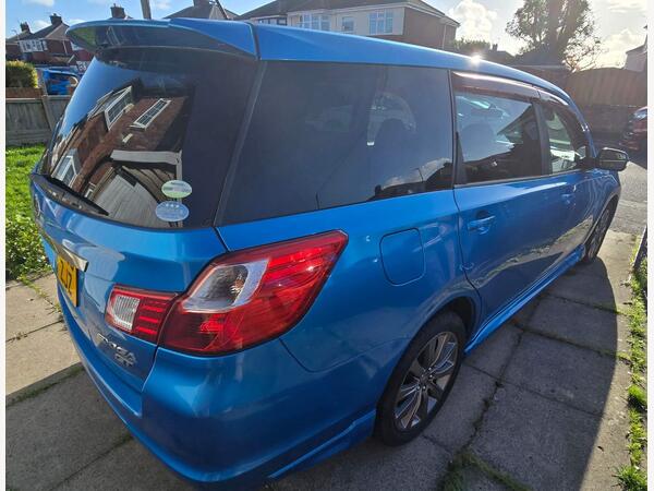 Subaru Exiga GT 2.0