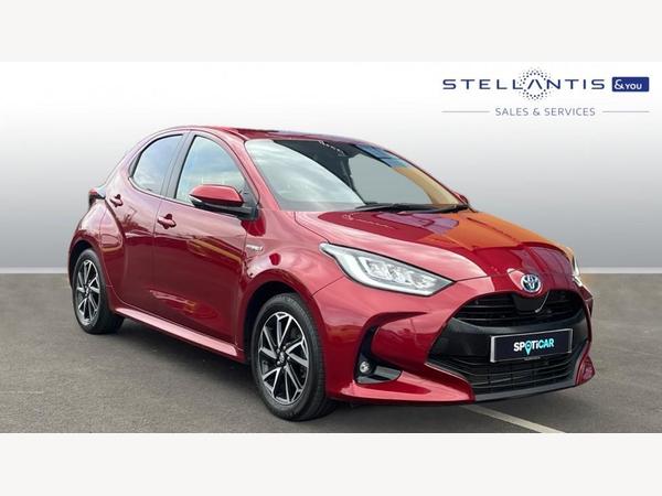 Toyota Yaris 1.5 VVT-h Design E-CVT Euro 6 (s/s) 5dr