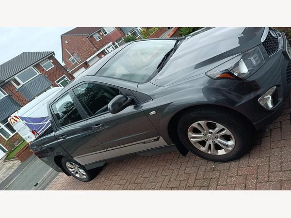 SsangYong Korando Sports 2.0D EX Pickup Double Cab 4dr Diesel Manual 4WD Euro 5 (155 ps)