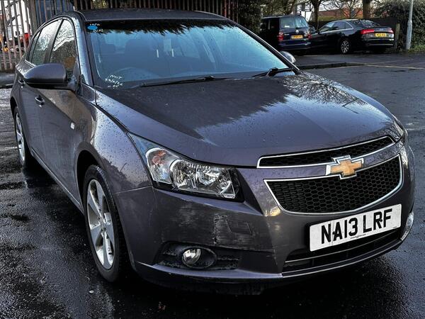Chevrolet Cruze 1.7 VCDi LTZ Euro 5 (s/s) 5dr (Nav)