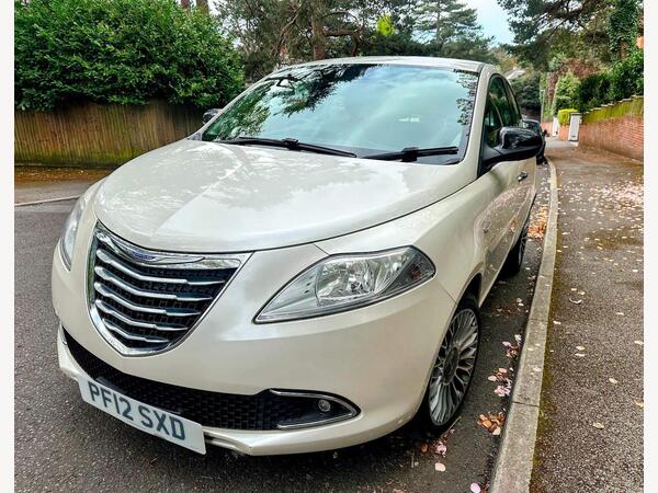 Chrysler Ypsilon 1.2 Limited Euro 5 (s/s) 5dr