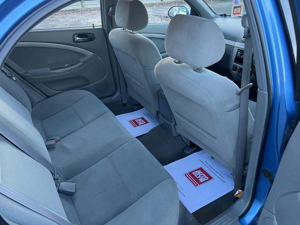 Chevrolet Lacetti 1.6 SX 5dr