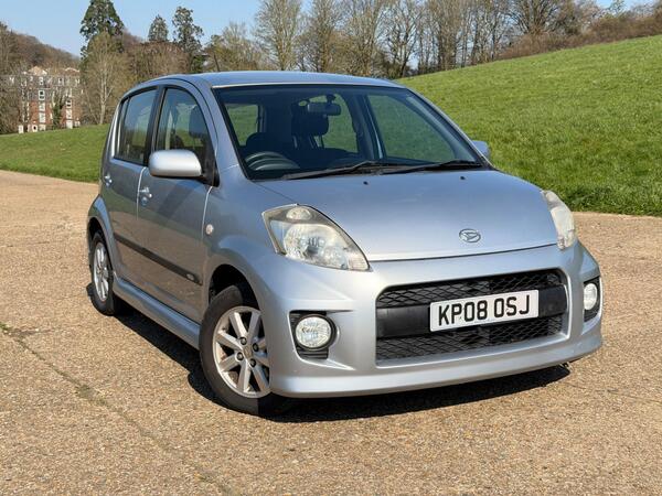 Daihatsu Sirion 1.5 SX 5dr