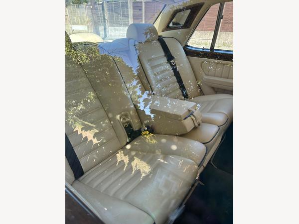 Bentley Turbo R 6.8 LWB Saloon 4dr