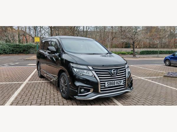 Nissan Elgrand Highway Star Urban Chrome 3.5