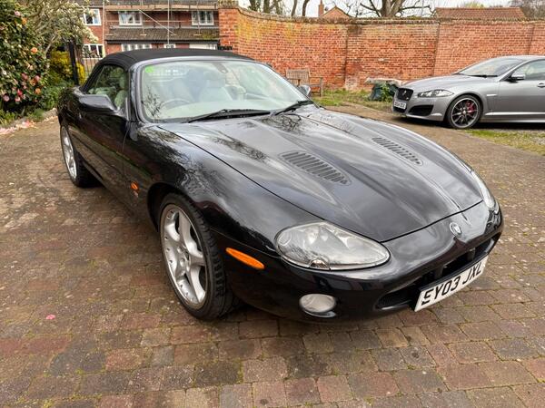 Jaguar XKR 4.2 Supercharged 2dr