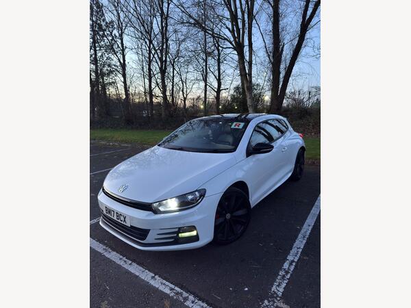 Volkswagen Scirocco 2.0 TDI R-Line DSG Euro 6 (s/s) 3dr