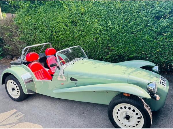 Caterham Seven 0.6 160 2dr
