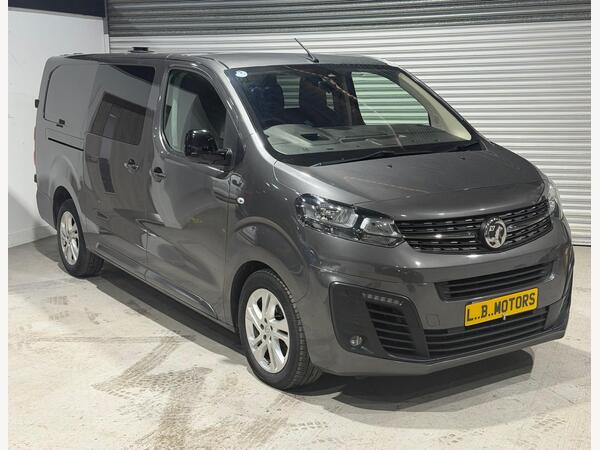 Vauxhall Vivaro 2.0 Turbo D 3100 Elite Crew Van L2 H1 Euro 6 (s/s) 5dr