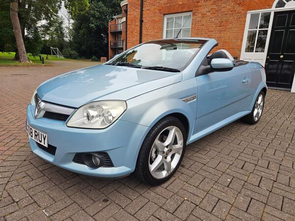 Vauxhall Tigra 1.4i 16v Exclusiv 2dr (a/c)