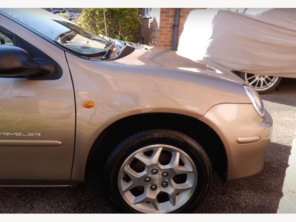 Chrysler Neon 2.0 LX 4dr